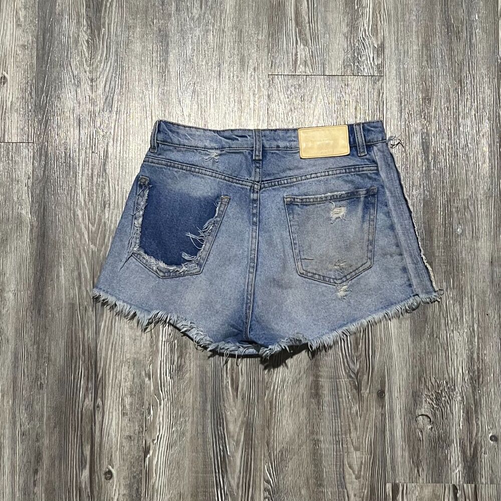 Women's Cut Off Shorts Lot of 4 (0-4) - Picture 3 of 14
